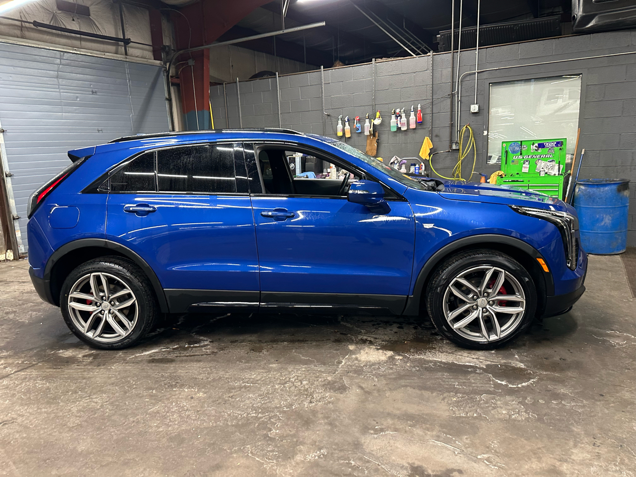 Cadillac XT4 AWD 4dr Sport 2021