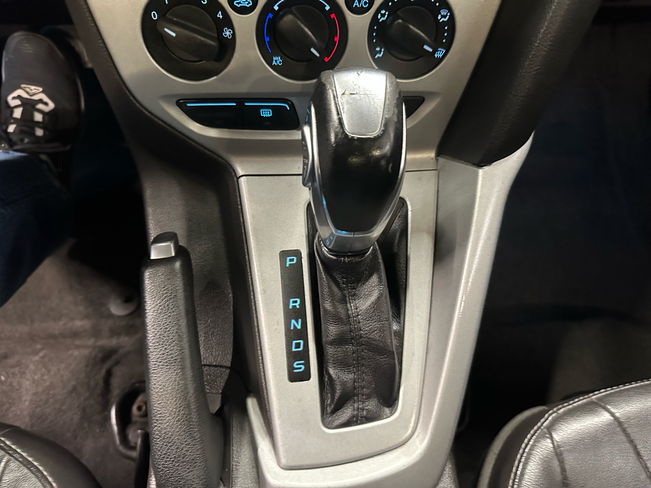 Ford Focus 5dr HB SE 2014