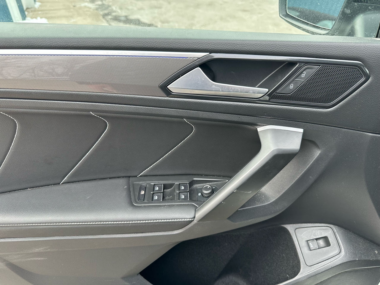 Volkswagen Tiguan 2.0T SE R-Line Black 4MOTION 2024