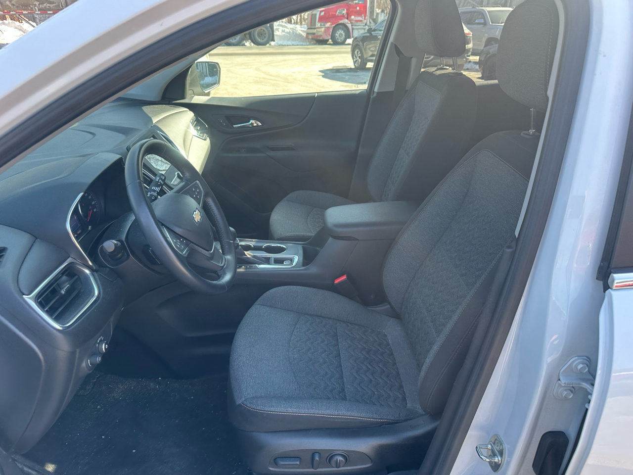 Chevrolet Equinox AWD 4dr LT w/1LT 2022