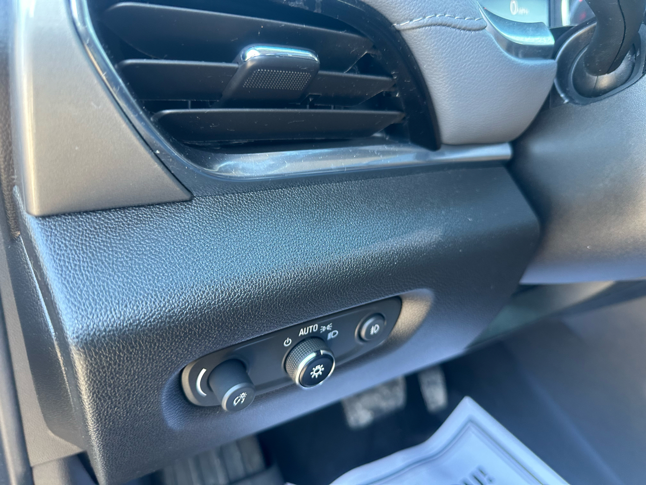 Chevrolet Traverse AWD 4dr LT Leather 2020