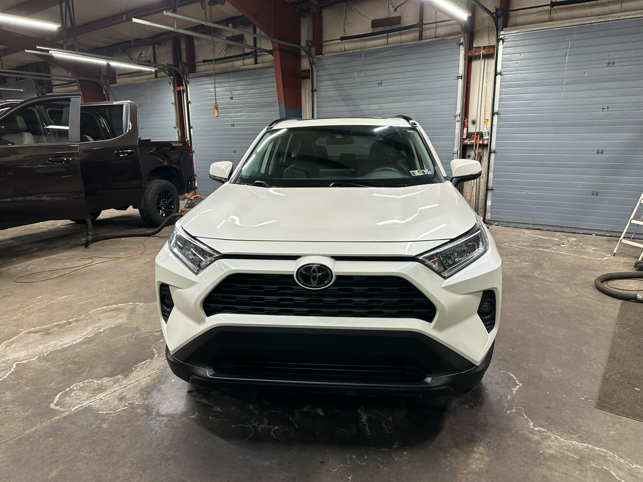 Toyota RAV4 XLE Premium AWD (Natl) 2021
