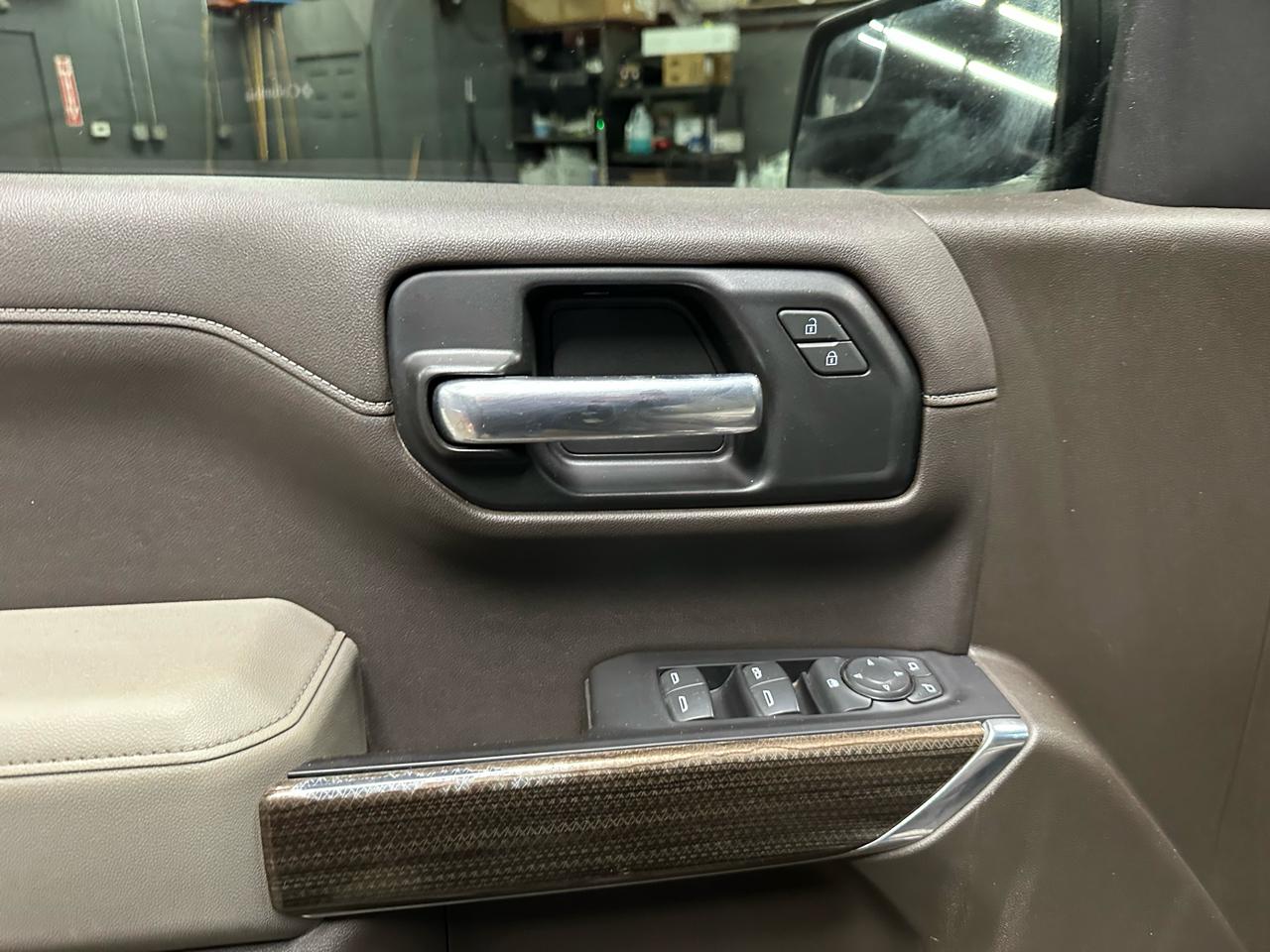 Chevrolet Silverado 1500 4WD Crew Cab 147" LT Trail Boss 2020