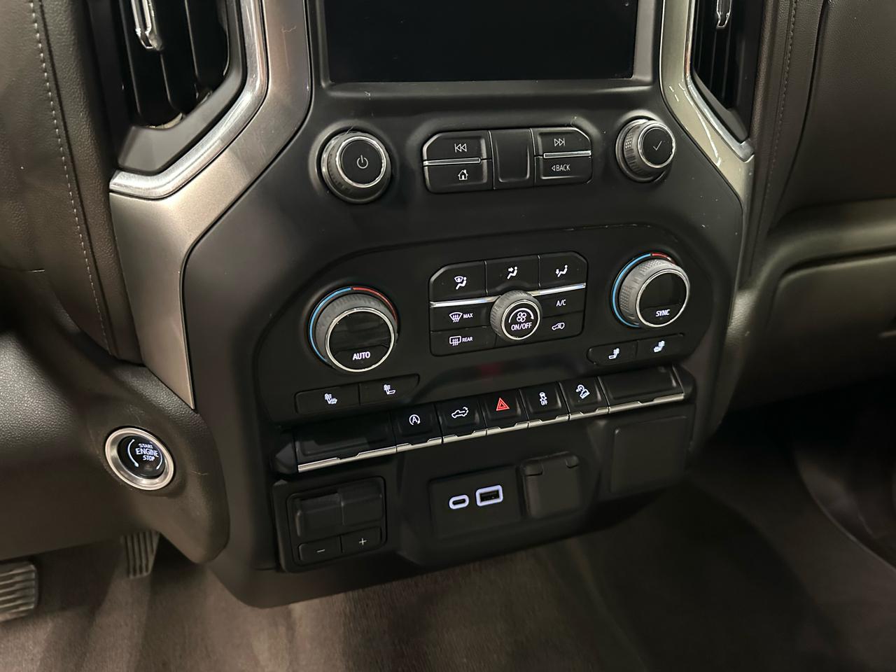 Chevrolet Silverado 1500 4WD Crew Cab 147" LT Trail Boss 2020