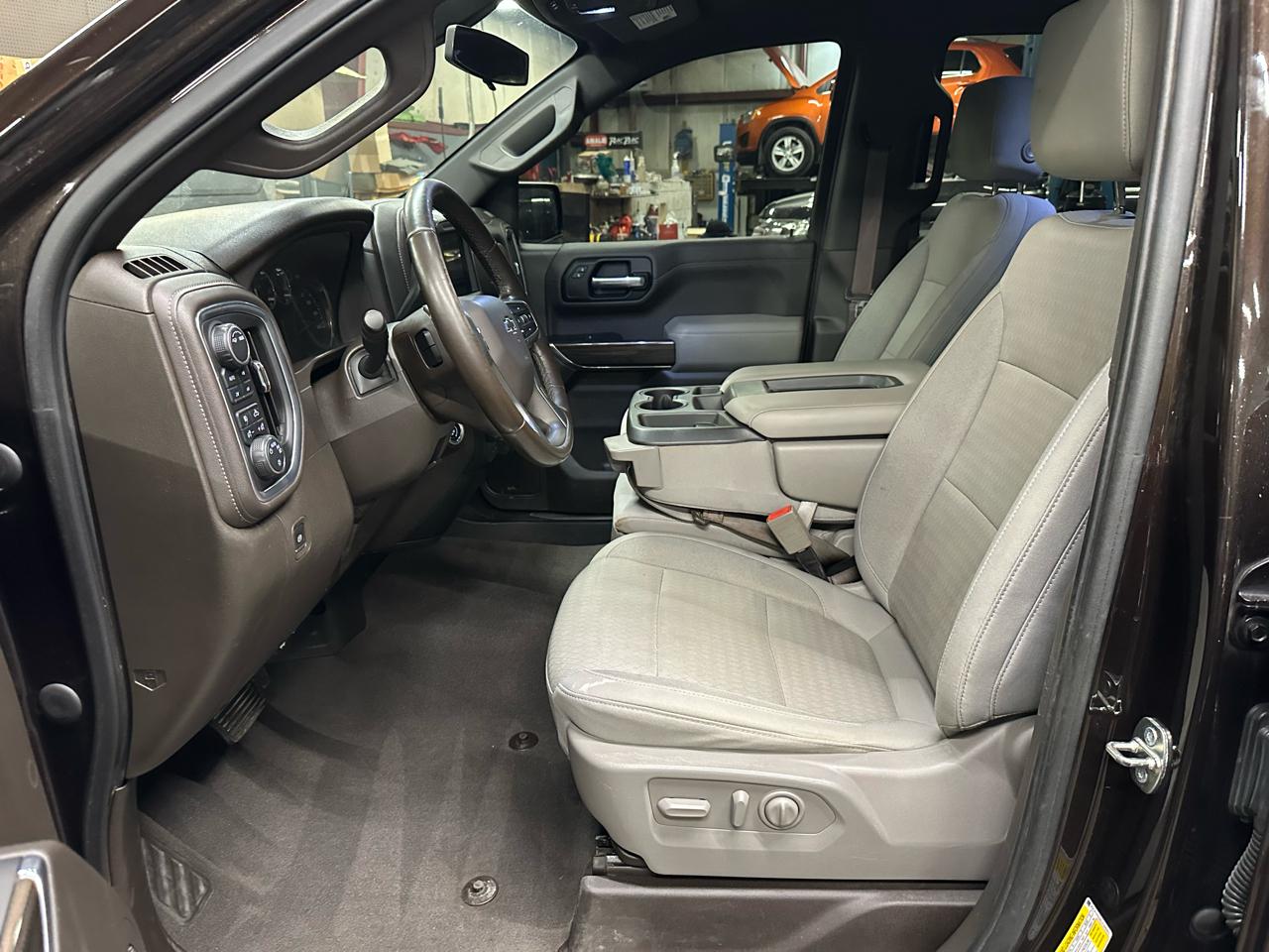 Chevrolet Silverado 1500 4WD Crew Cab 147" LT Trail Boss 2020