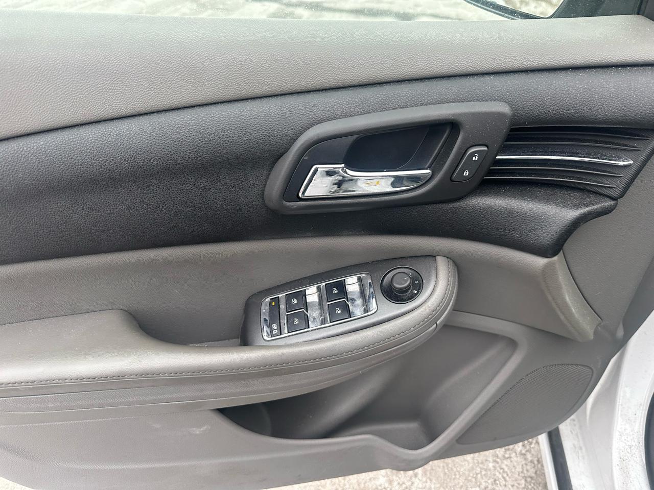 Chevrolet Malibu 4dr Sdn LS w/1LS 2013