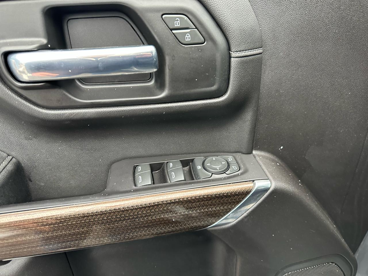 Chevrolet Silverado 1500 4WD Crew Cab 147" RST 2020