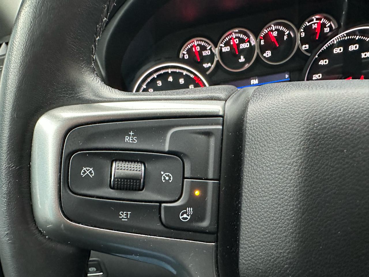 Chevrolet Silverado 1500 4WD Crew Cab 147" RST 2020