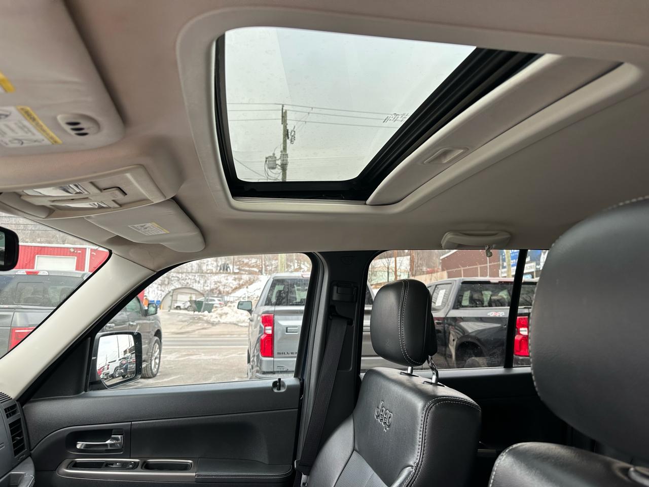 Jeep Liberty 4WD 4dr Limited Jet 2012