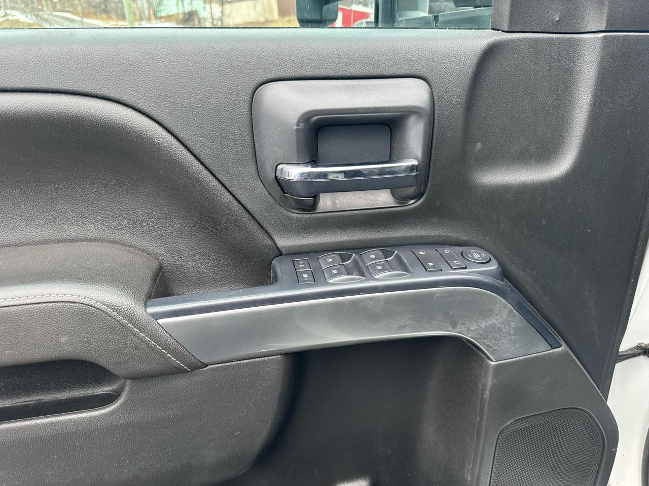 Chevrolet Silverado 2500HD 4WD Double Cab 144.2" LT 2017