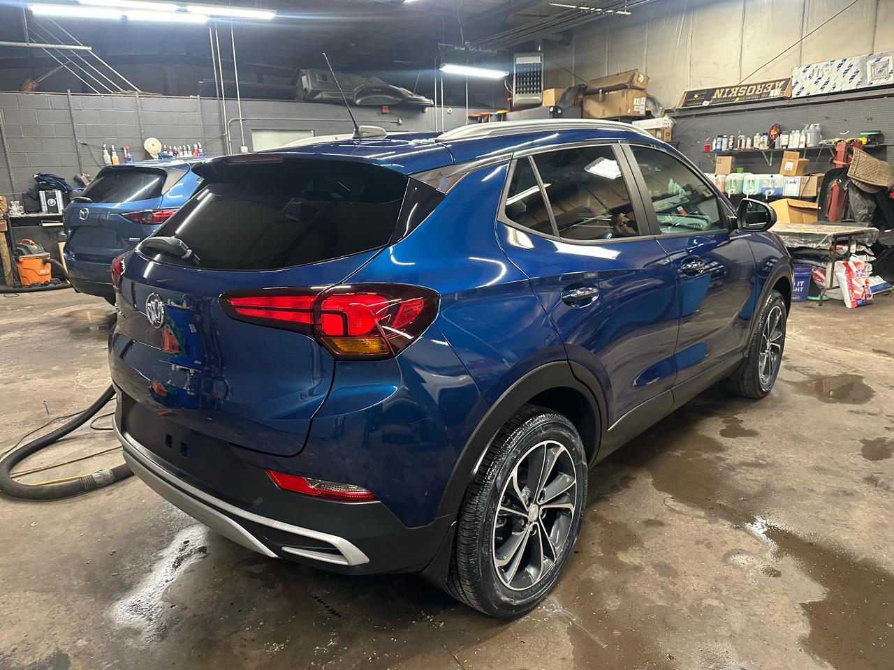 Buick Encore GX AWD 4dr Select 2021