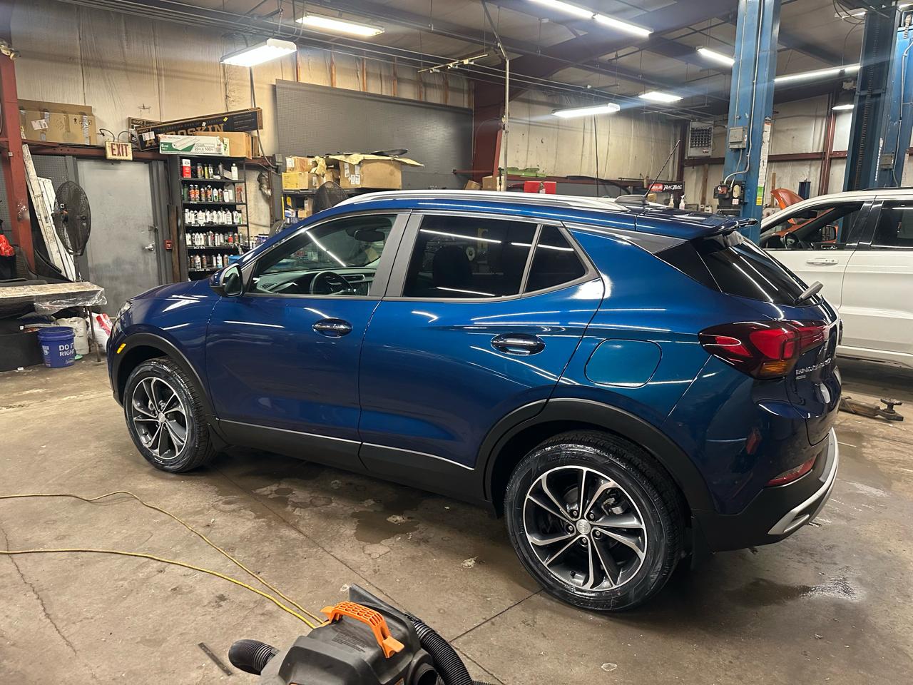 Buick Encore GX AWD 4dr Select 2021