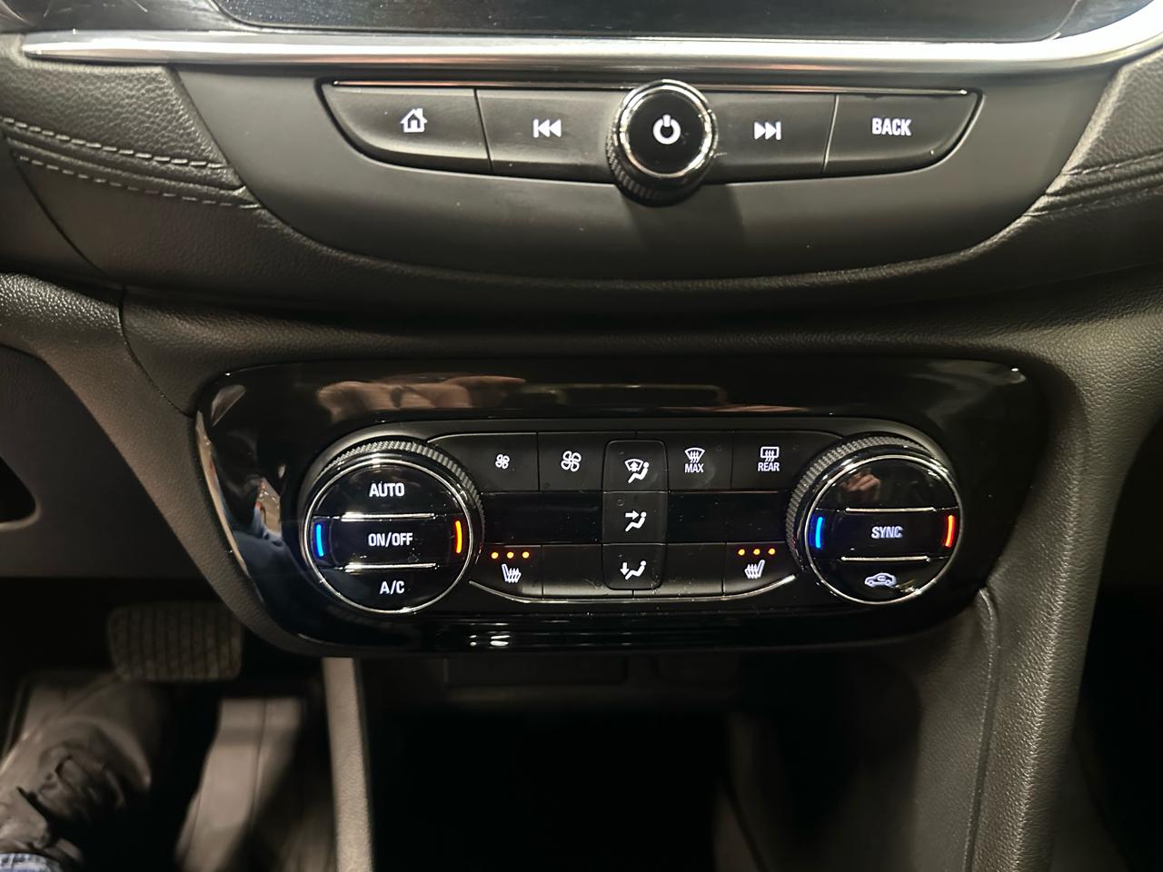 Buick Encore GX AWD 4dr Select 2021