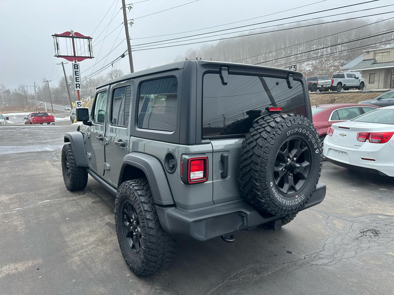 Jeep Wrangler Unlimited Willys 4x4 2022