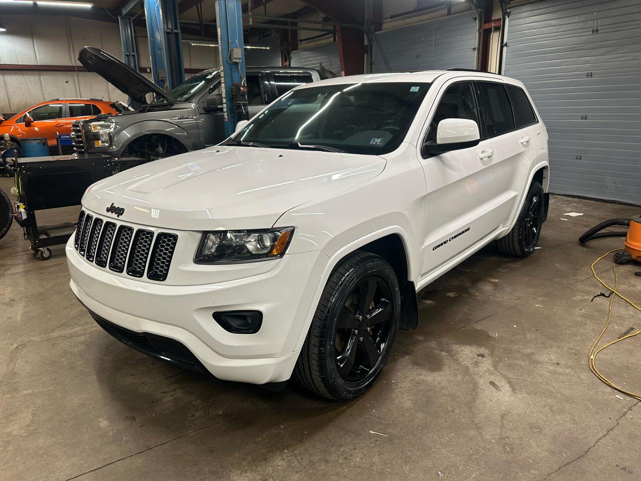 Jeep Grand Cherokee 4WD 4dr Altitude 2015