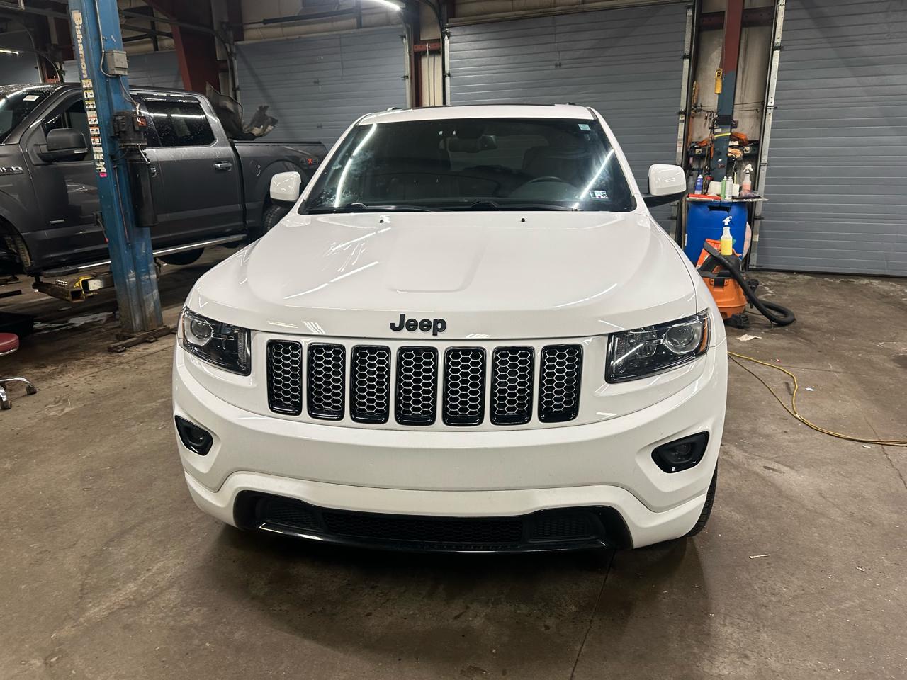 Jeep Grand Cherokee 4WD 4dr Altitude 2015