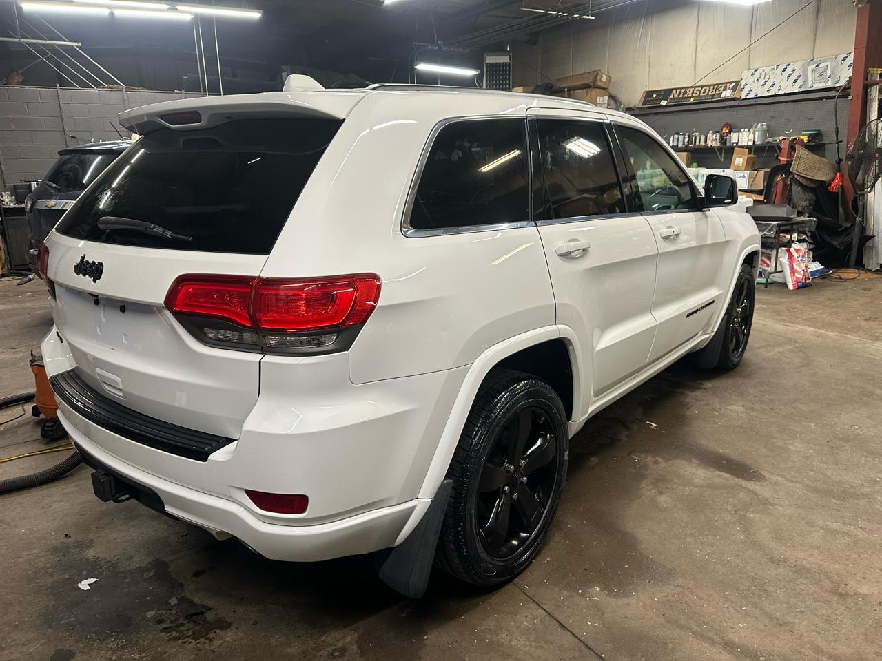 Jeep Grand Cherokee 4WD 4dr Altitude 2015