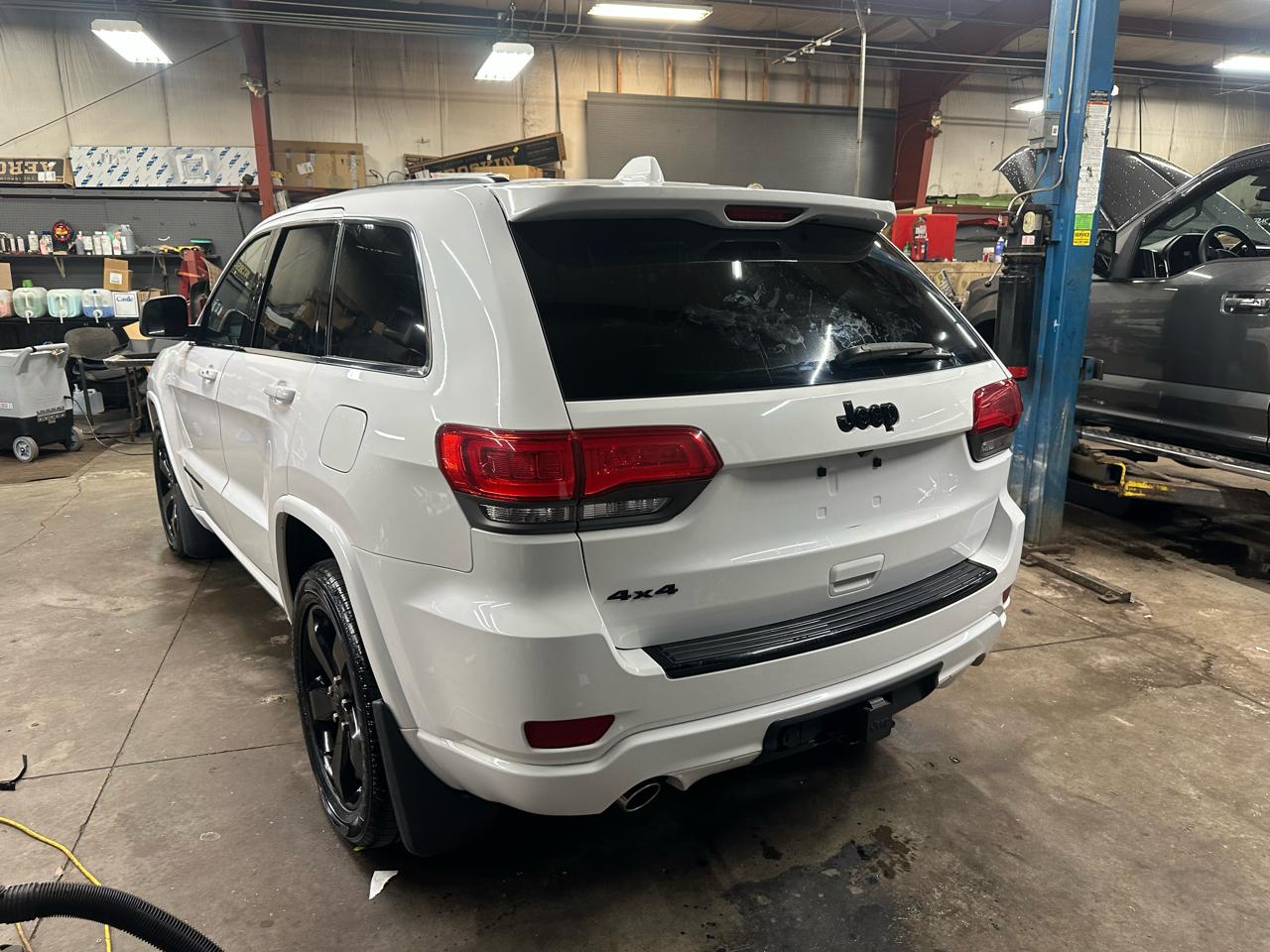 Jeep Grand Cherokee 4WD 4dr Altitude 2015