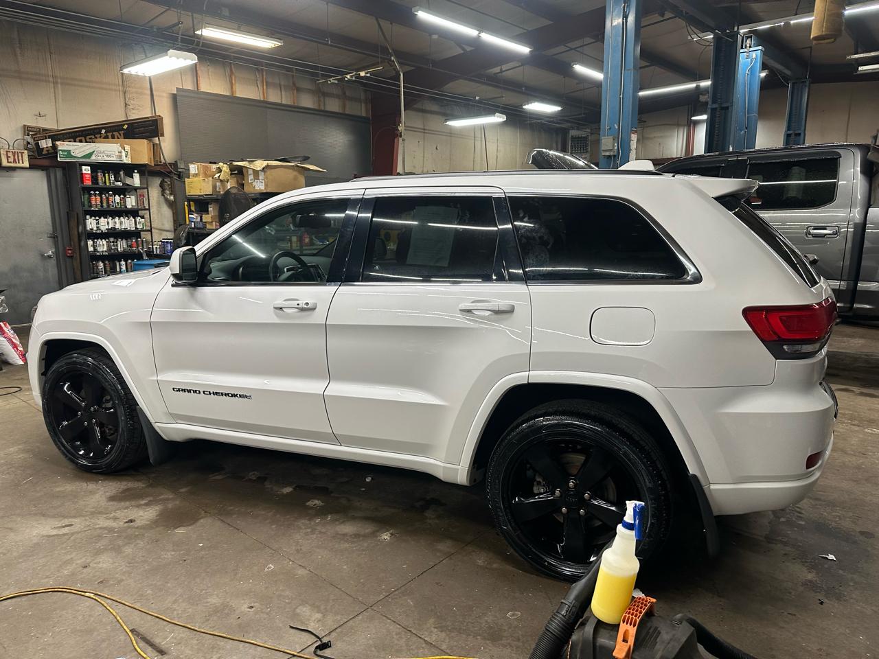 Jeep Grand Cherokee 4WD 4dr Altitude 2015