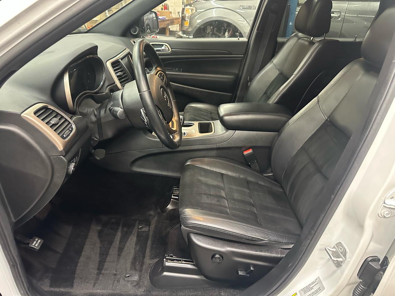 Jeep Grand Cherokee 4WD 4dr Altitude 2015