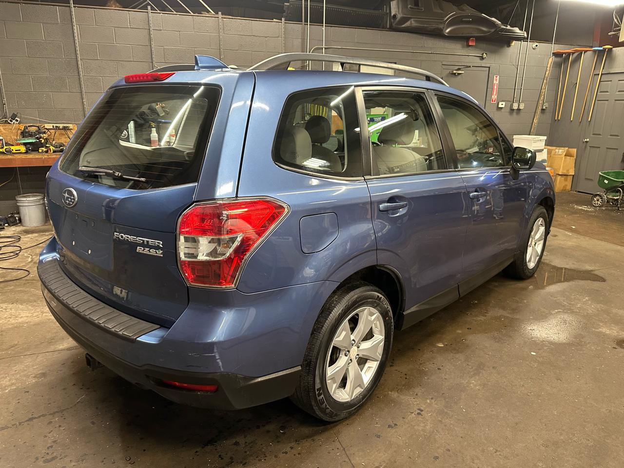 Subaru Forester 4dr CVT 2.5i PZEV 2016