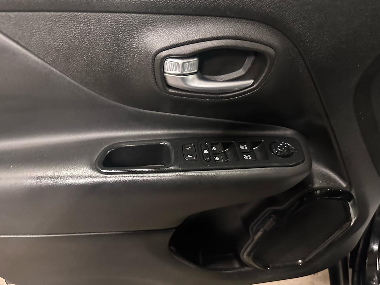 Jeep Renegade Altitude 4x4 2017