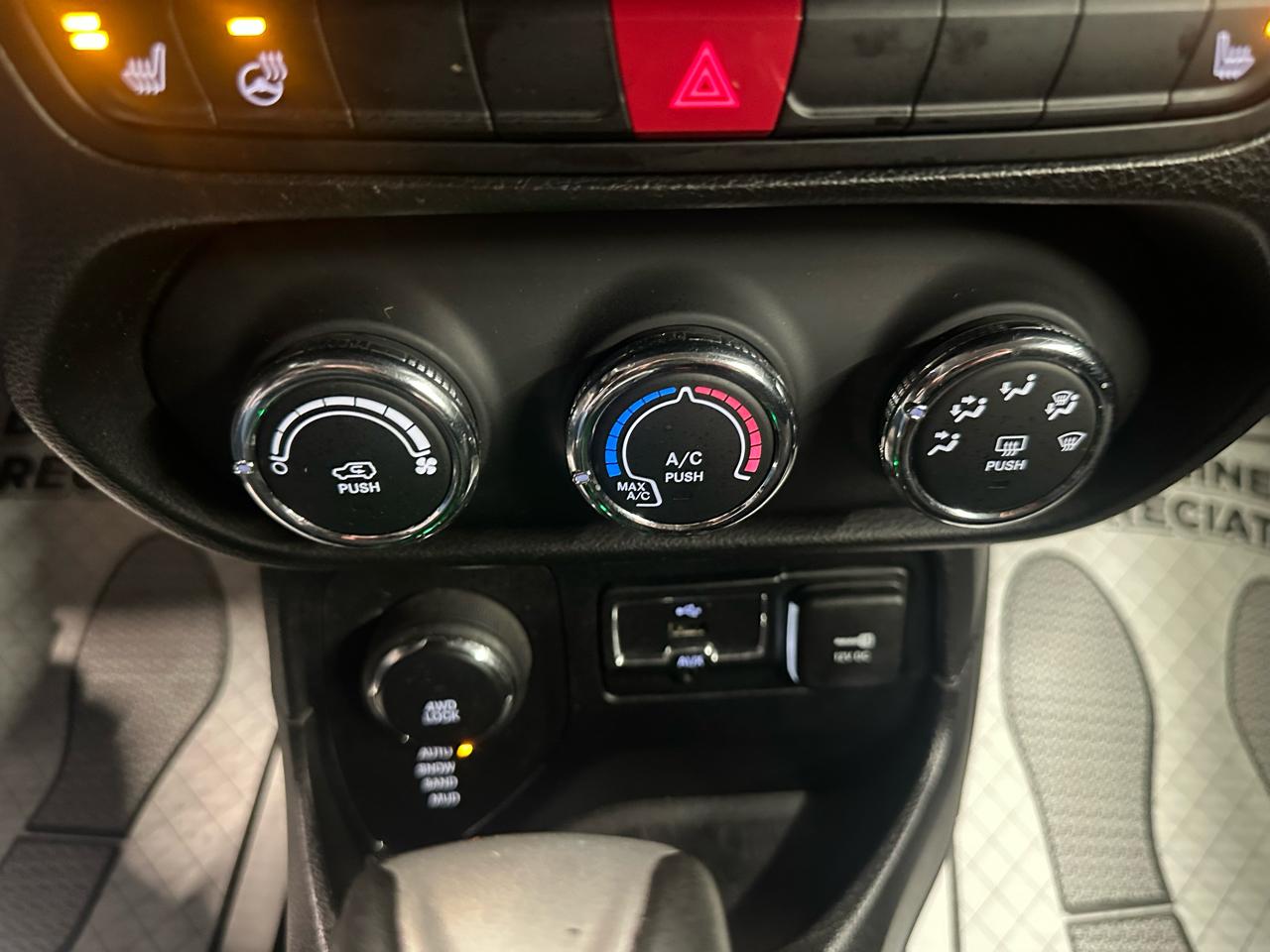 Jeep Renegade Altitude 4x4 2017