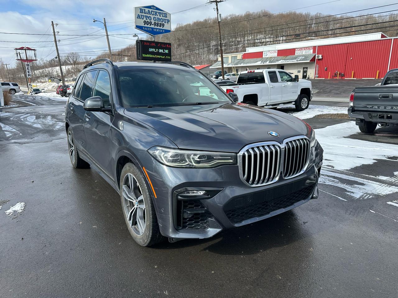 BMW X7 xDrive40i Sports Activity Vehicle 2019