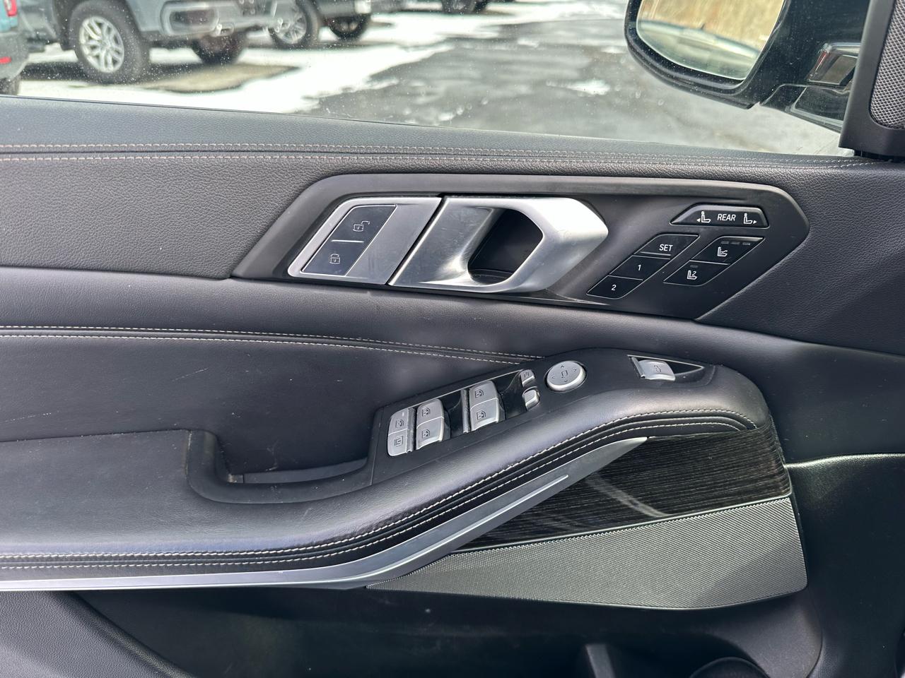 BMW X7 xDrive40i Sports Activity Vehicle 2019