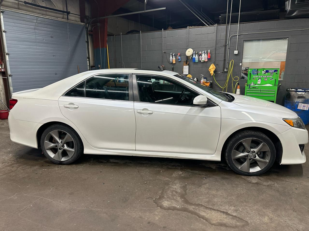 Toyota Camry 2014.5 4dr Sdn I4 Auto SE Sport (Natl) 2014