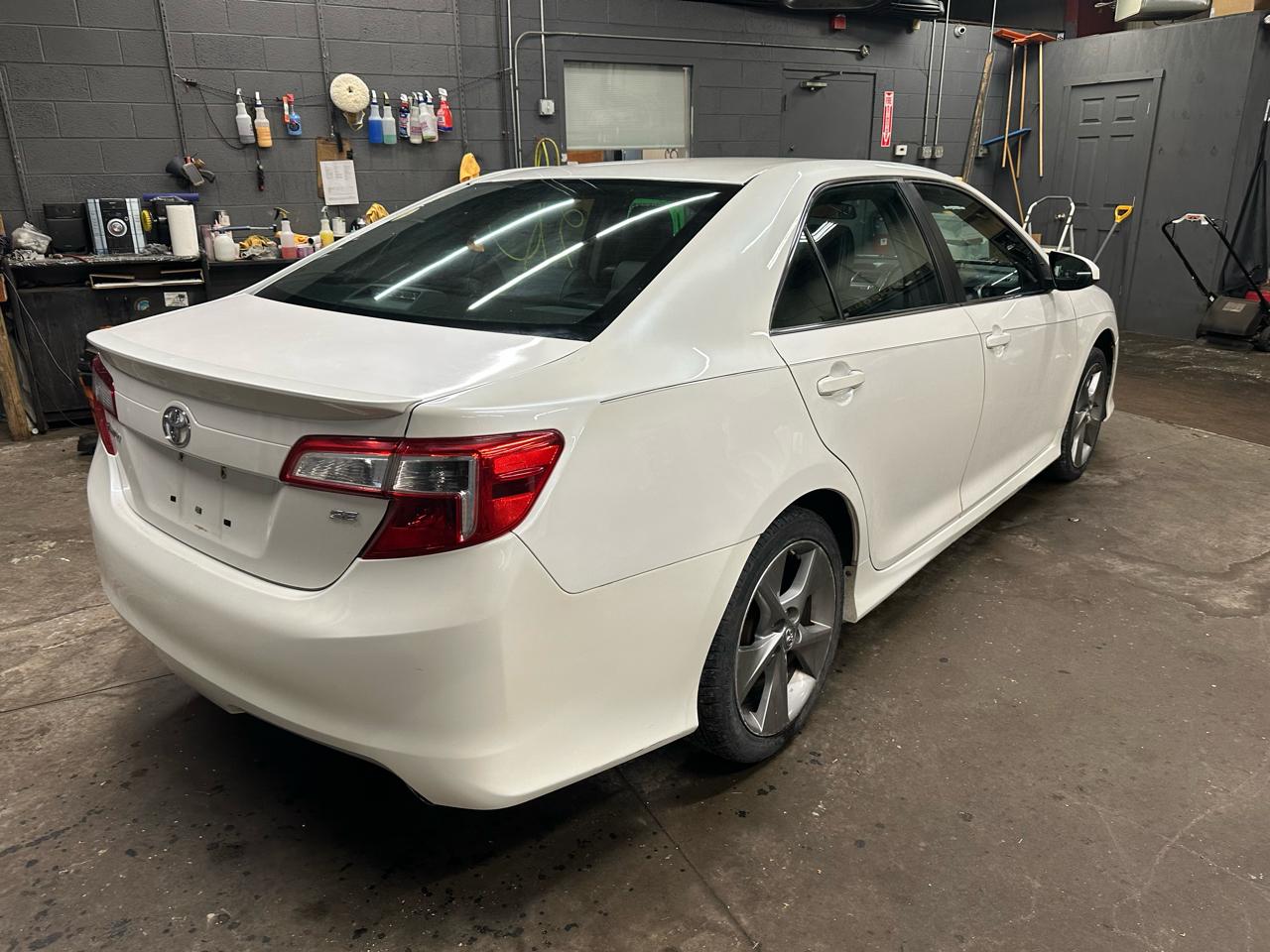 Toyota Camry 2014.5 4dr Sdn I4 Auto SE Sport (Natl) 2014