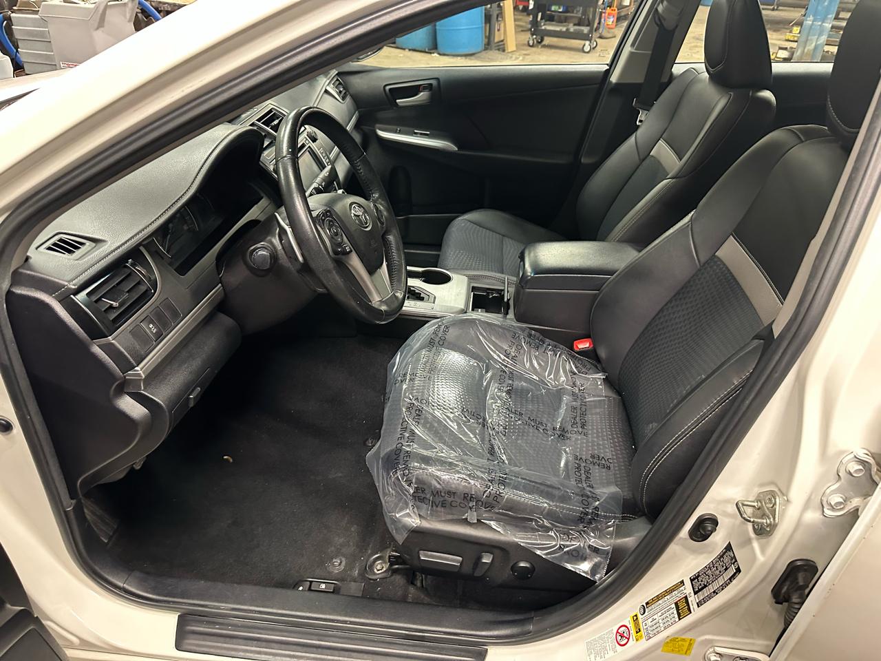 Toyota Camry 2014.5 4dr Sdn I4 Auto SE Sport (Natl) 2014