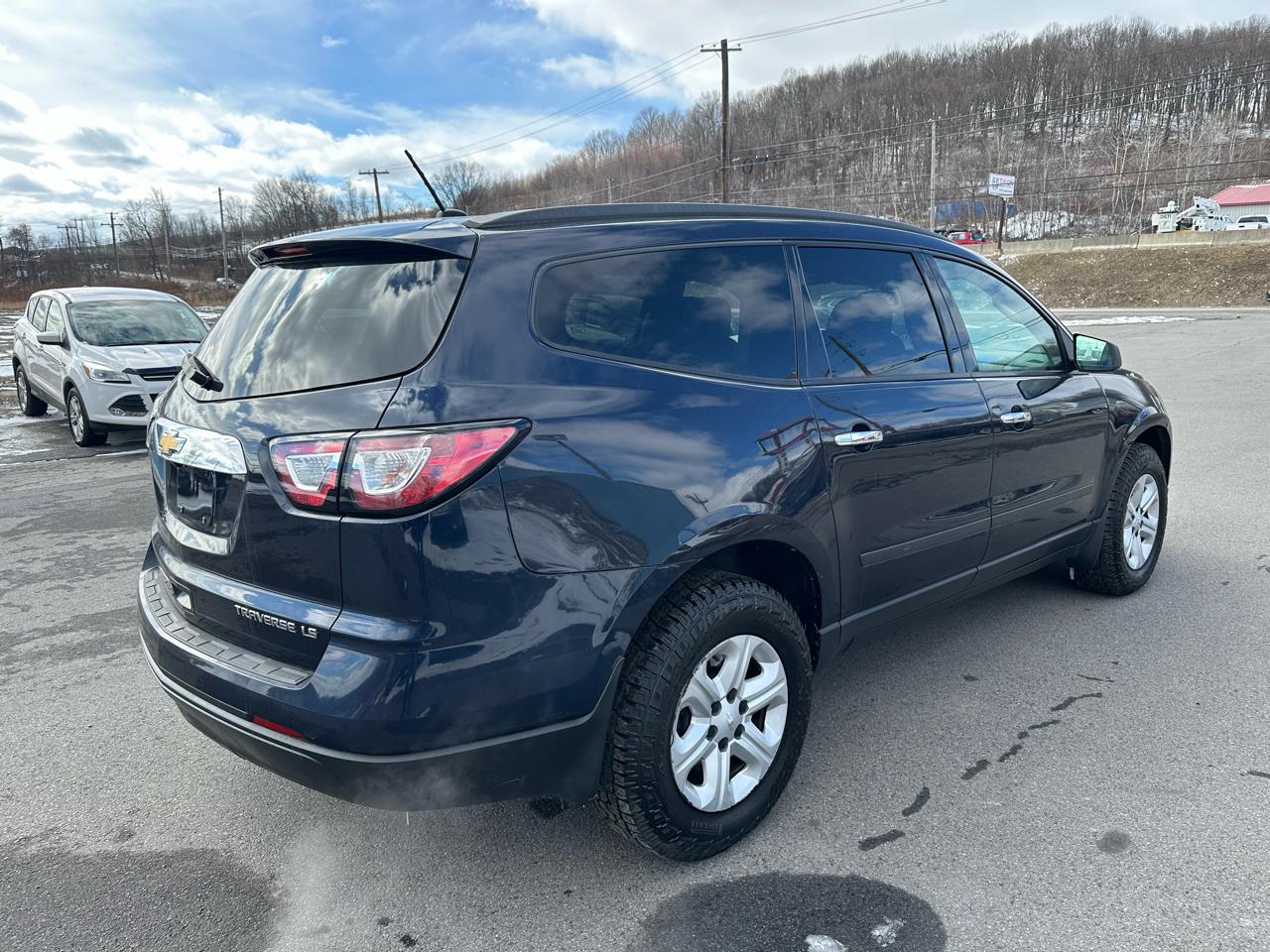 Chevrolet Traverse FWD 4dr LS 2015