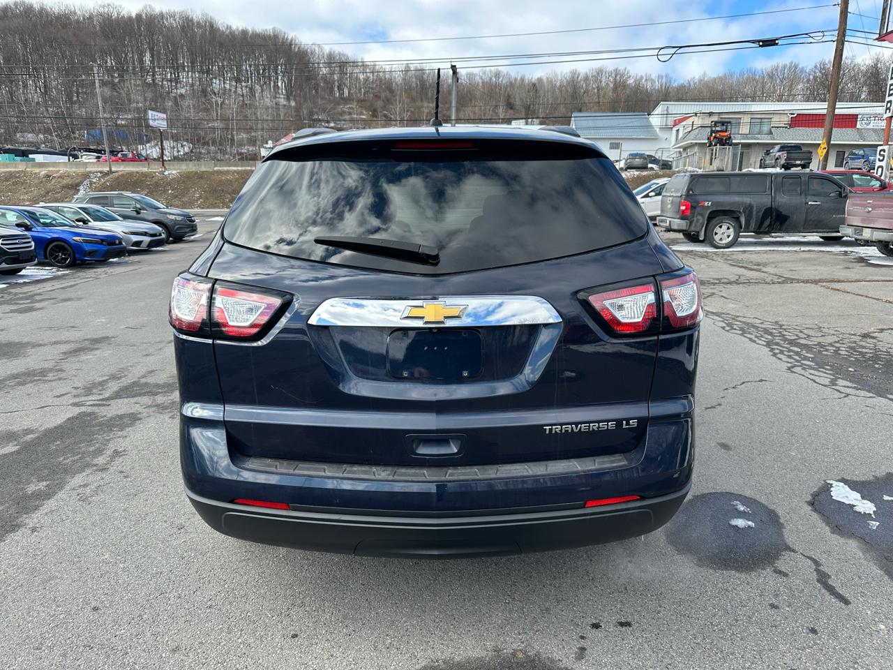 Chevrolet Traverse FWD 4dr LS 2015