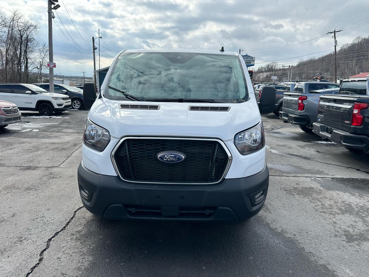 Ford Transit Cargo Van T-250 130" Low Rf 9070 GVWR RWD 2024