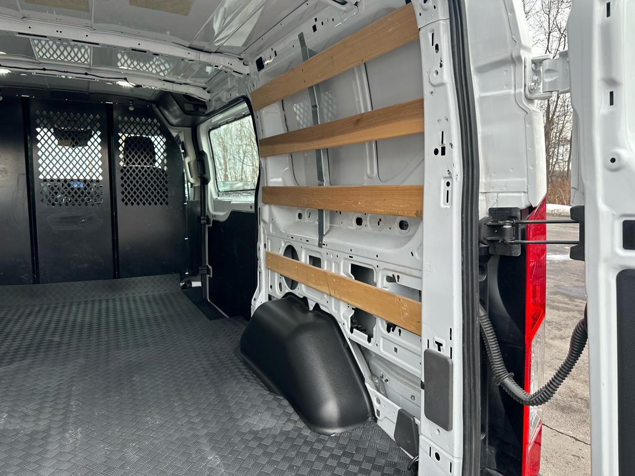 Ford Transit Cargo Van T-250 130" Low Rf 9070 GVWR RWD 2024