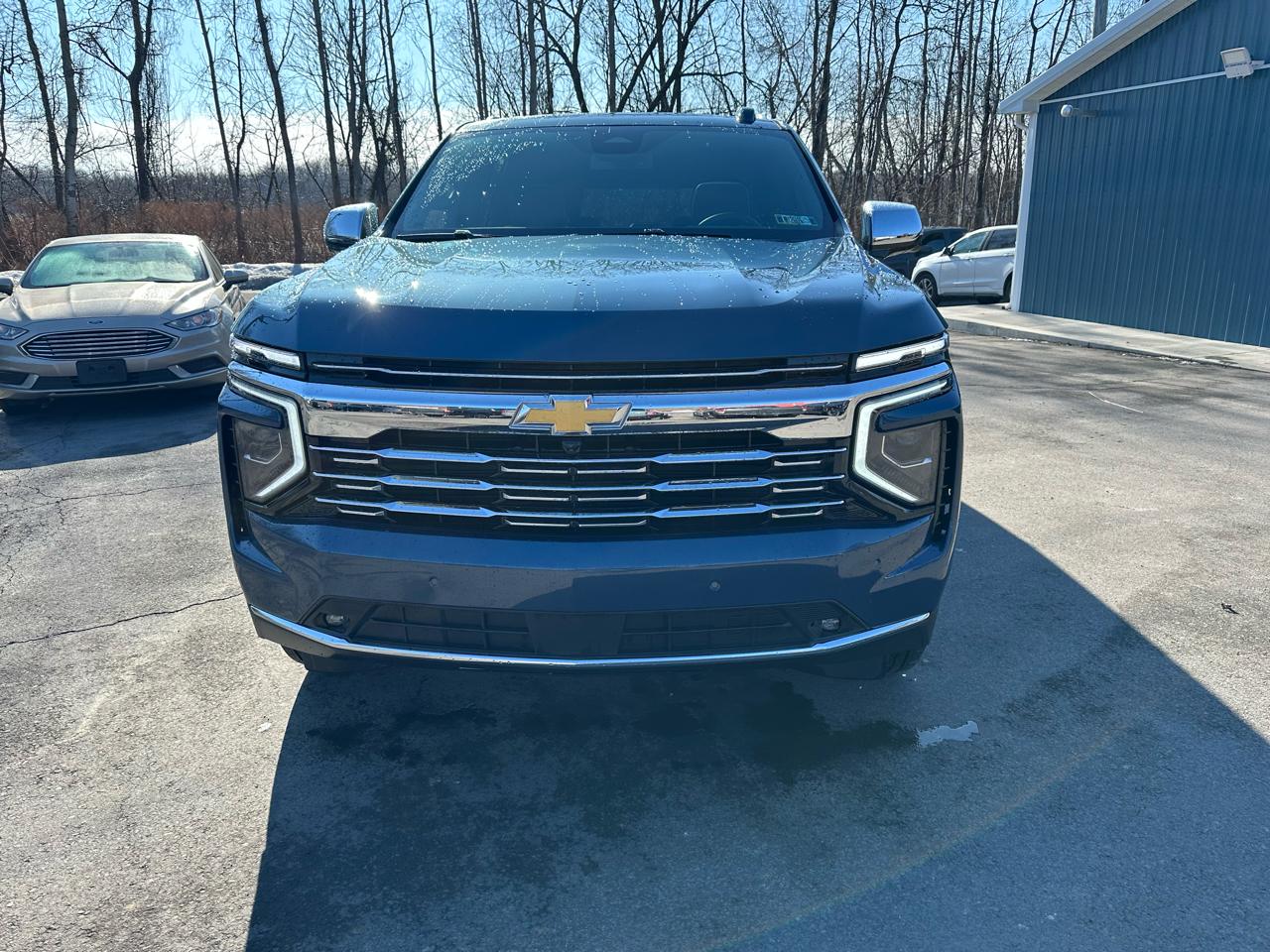 Chevrolet Suburban 4WD 4dr Premier 2025