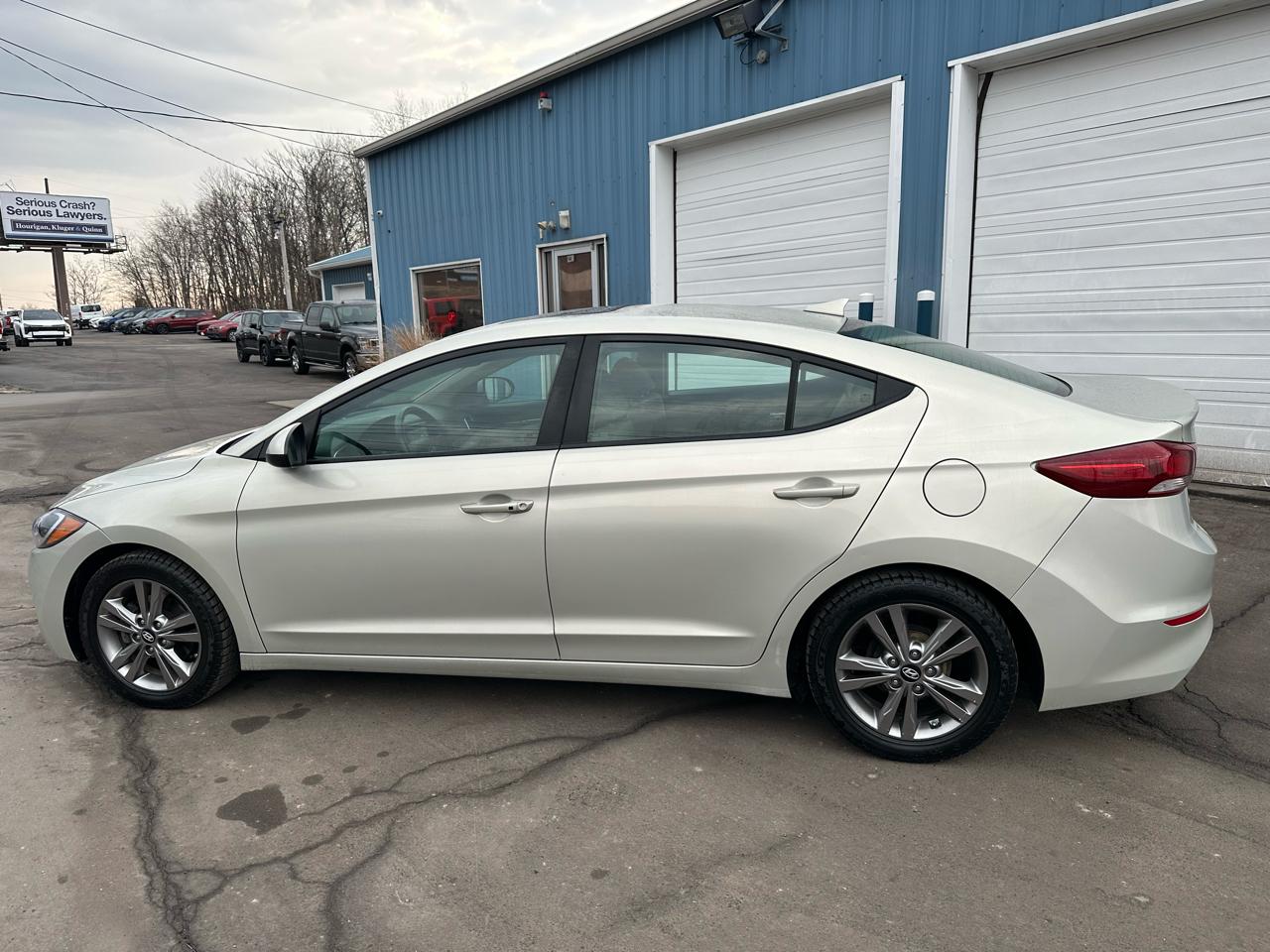 Hyundai Elantra Value Edition 2.0L Auto (Ulsan) 2017