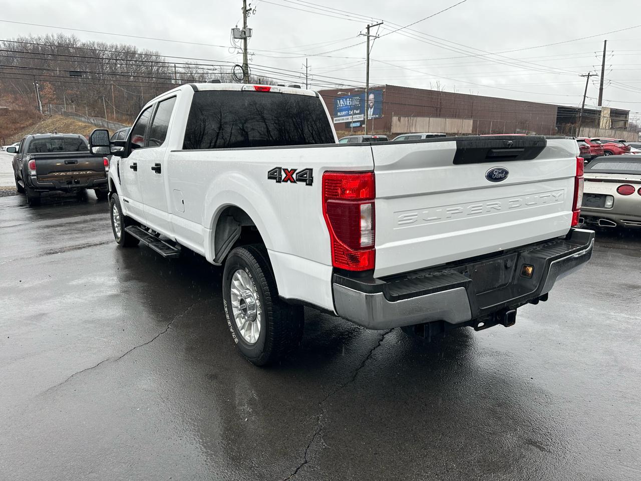 Ford Super Duty F-250 SRW XLT 4WD Crew Cab 8' Box 2021
