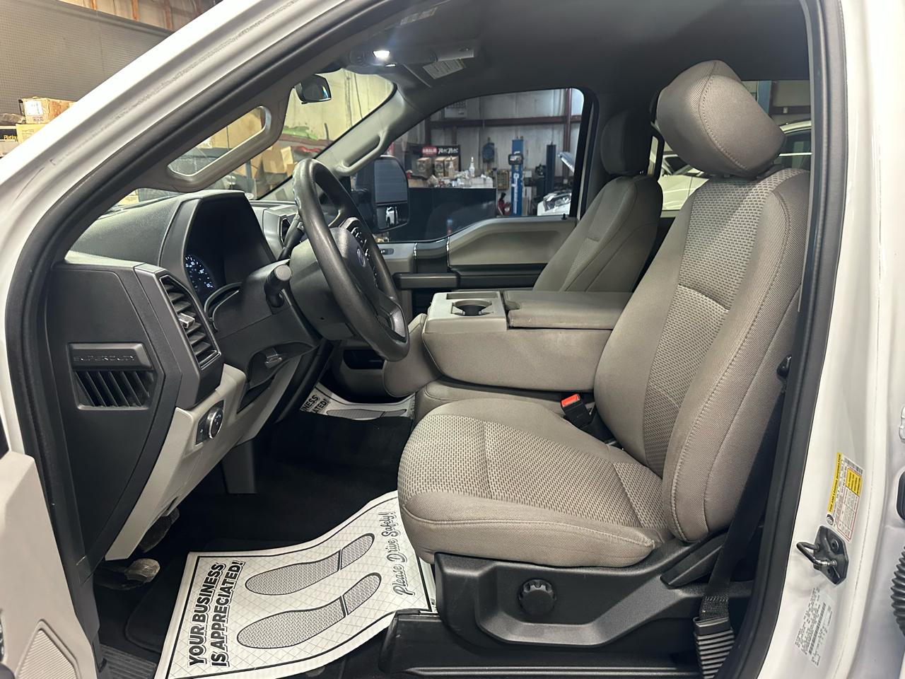 Ford Super Duty F-250 SRW XLT 4WD Crew Cab 8' Box 2021