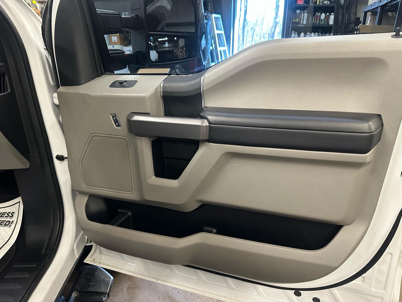 Ford Super Duty F-250 SRW XLT 4WD Crew Cab 8' Box 2021