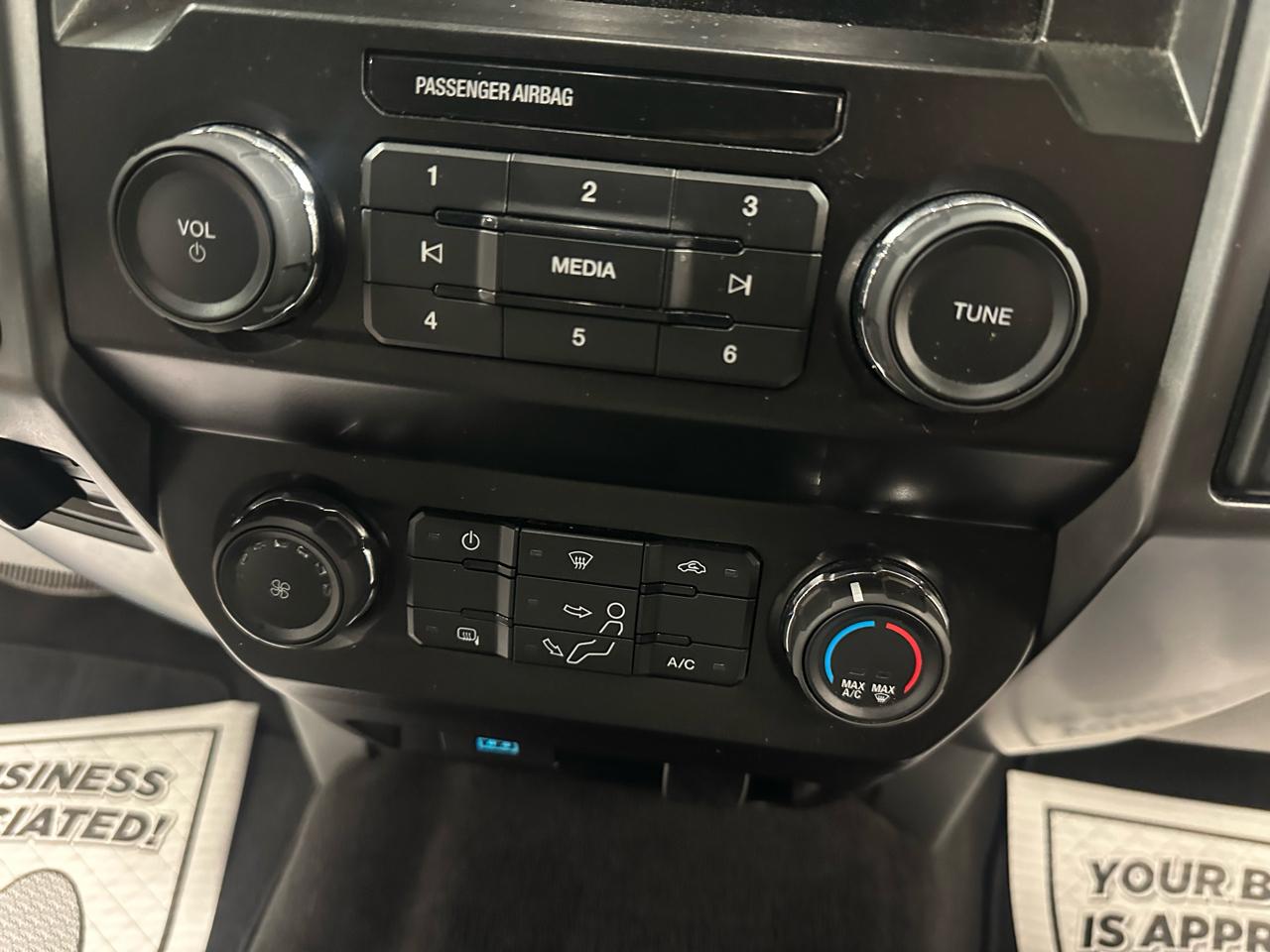 Ford Super Duty F-250 SRW XLT 4WD Crew Cab 8' Box 2021