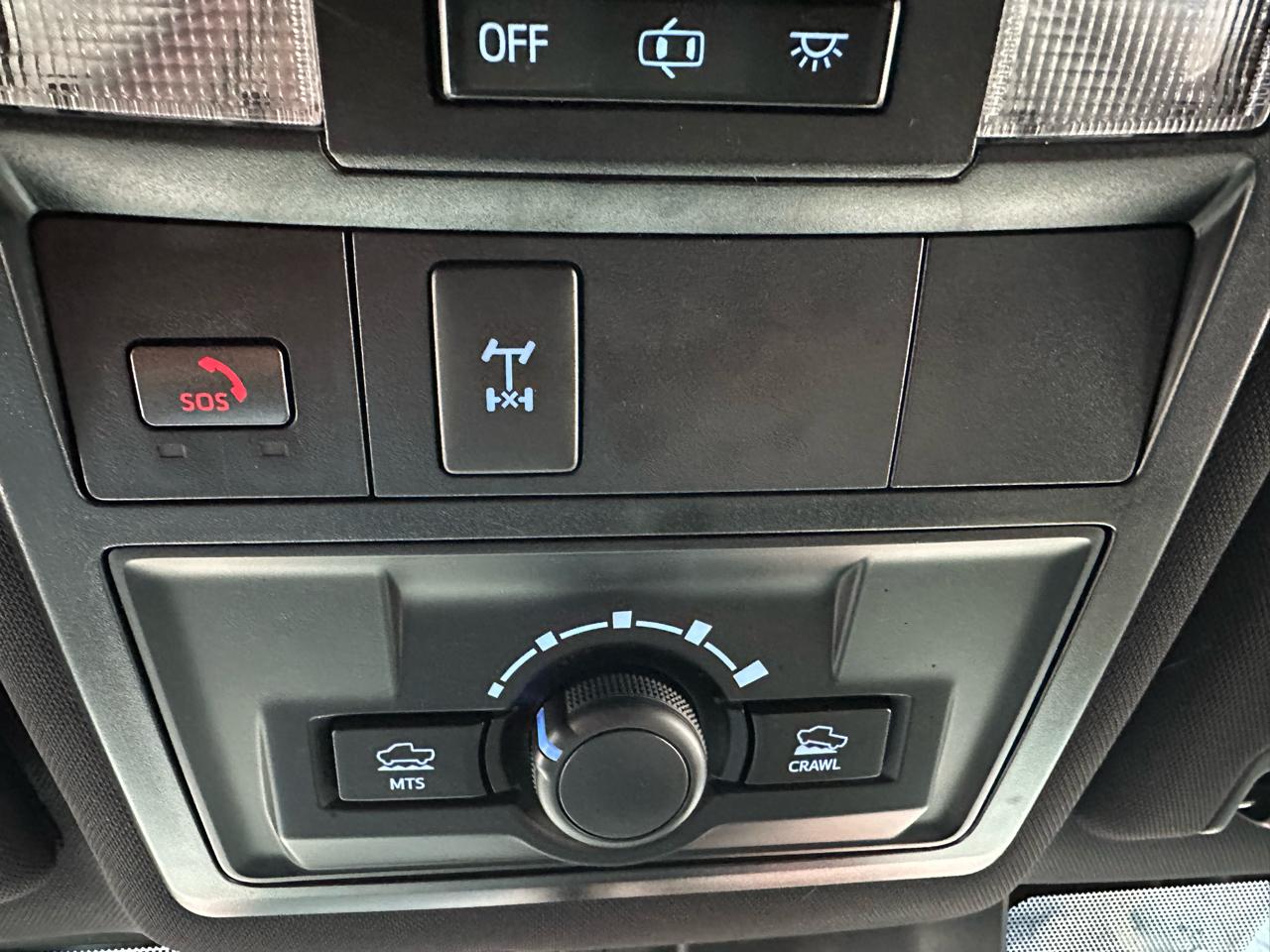 Toyota Tacoma 4WD TRD Off Road Double Cab 5' Bed V6 MT (Natl) 2023