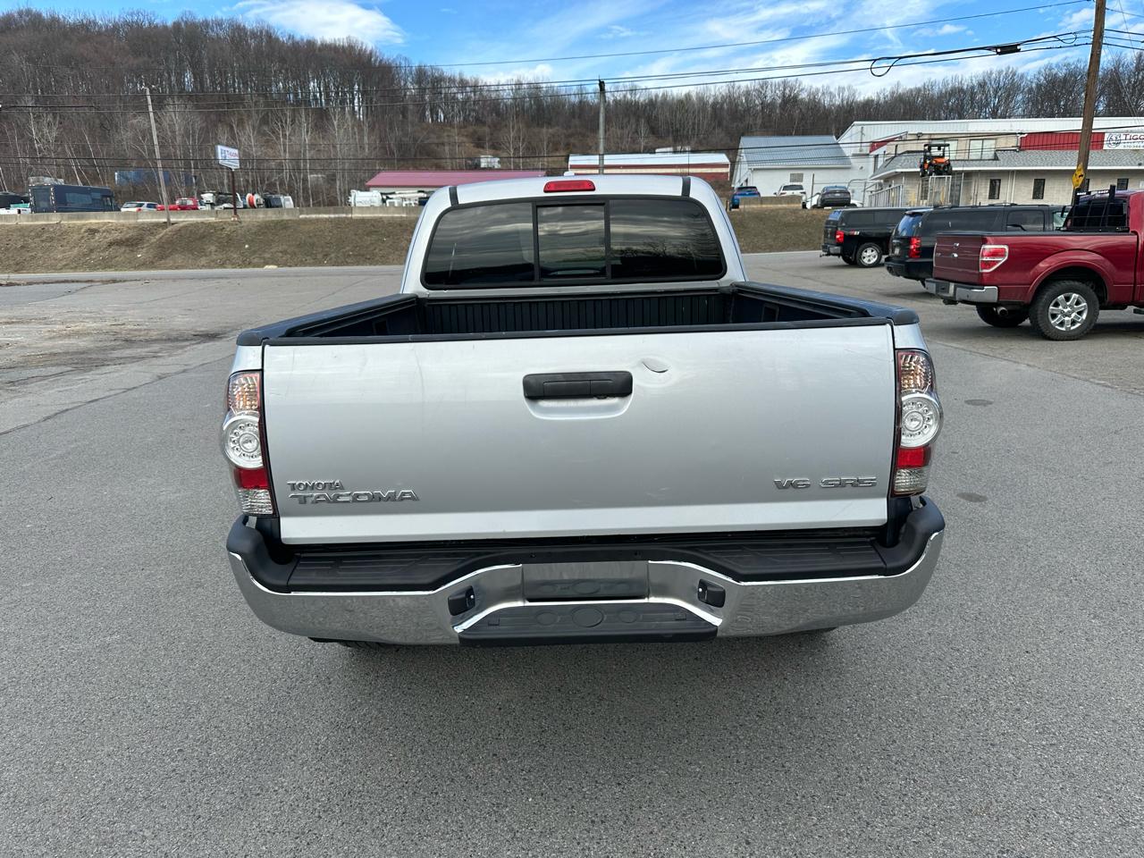 Toyota Tacoma 4WD Access V6 MT (Natl) 2010