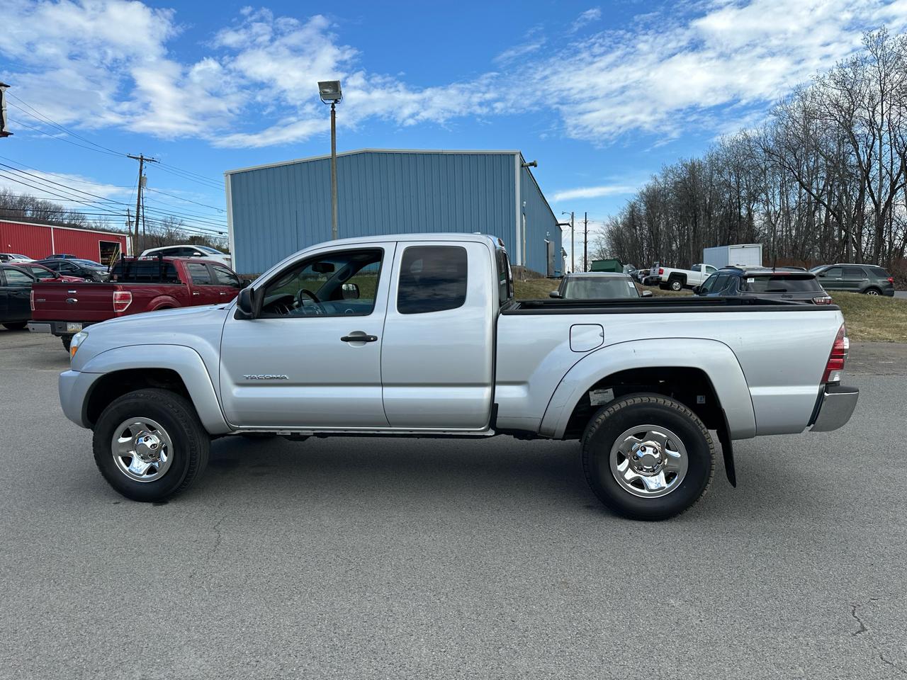 Toyota Tacoma 4WD Access V6 MT (Natl) 2010