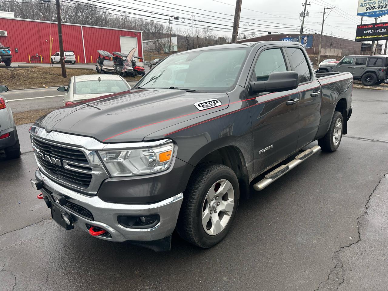 RAM 1500 Big Horn 4x4 Quad Cab 6'4" Box 2021