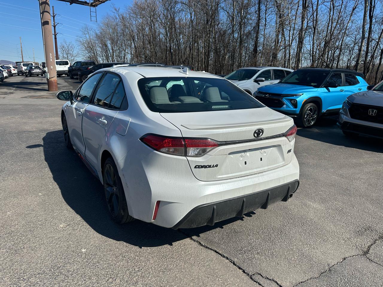 Toyota Corolla SE CVT (Natl) 2023