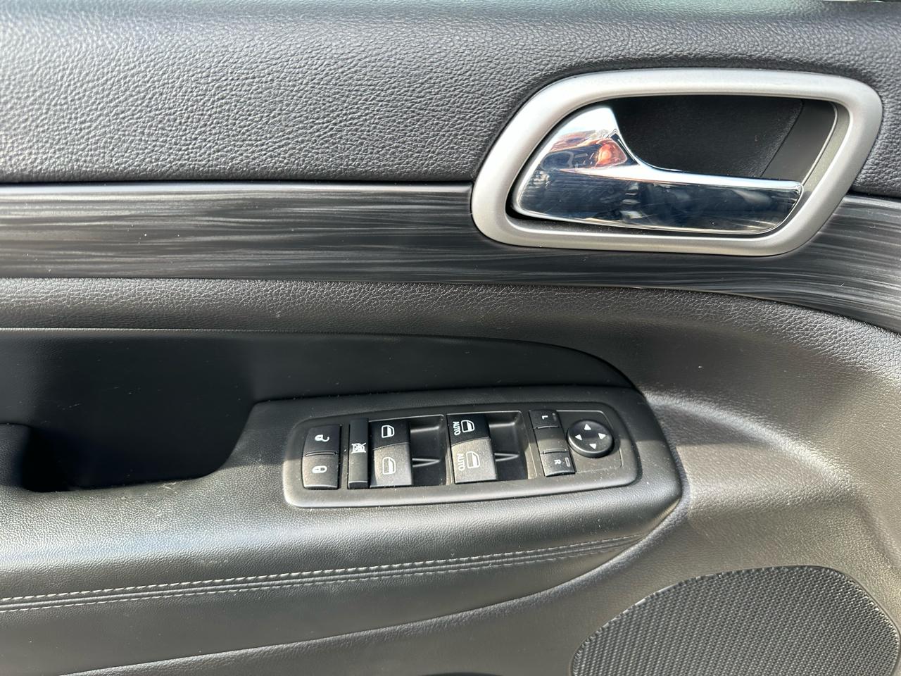 Jeep Grand Cherokee Altitude 4x4 2019