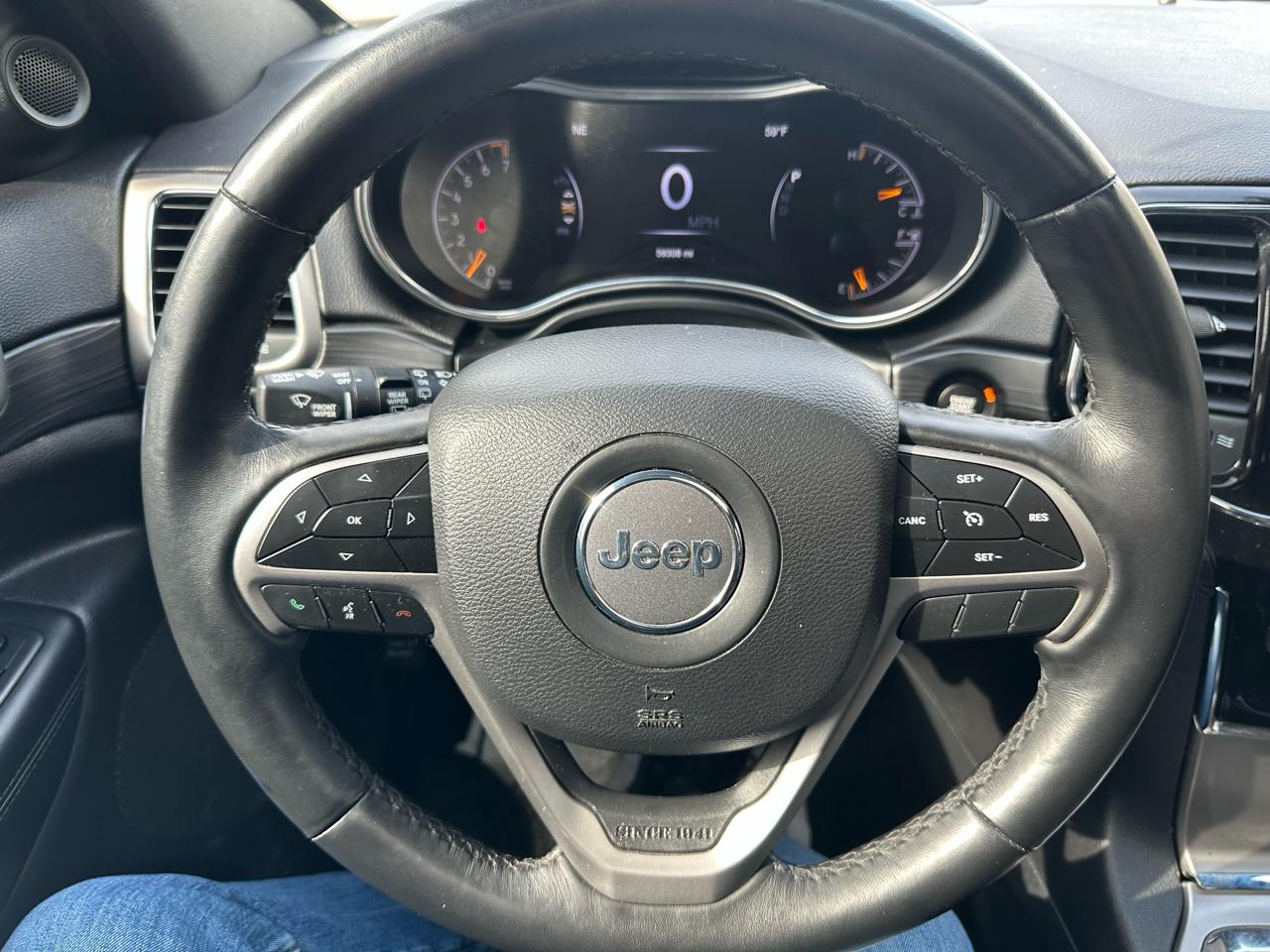 Jeep Grand Cherokee Altitude 4x4 2019