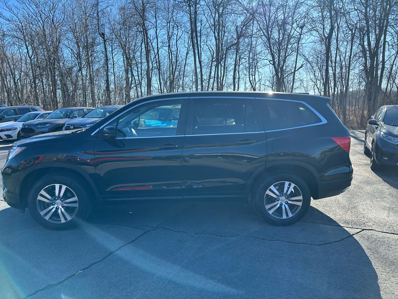 Honda Pilot AWD 4dr EX-L w/Honda Sensing 2016